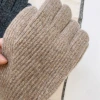Lana leak dedo pantalla táctil guantes invierno 2022 nuevos guantes color sólido versión coreana ciclismo caliente guantes de punto mujeres Specification image